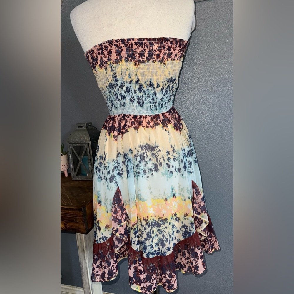 Bebe Strapless SunDress - Picture 4 of 5